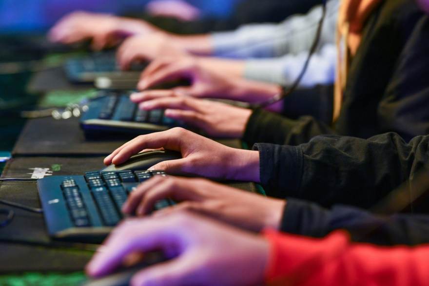 58开发编辑团队整理S16总决赛赛程资料